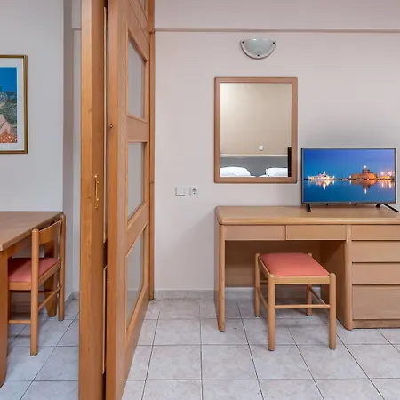 Poseidonia Apartments Иксиа Экстерьер фото