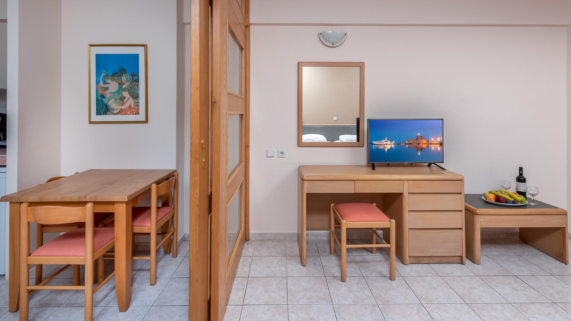 Poseidonia Apart Otel Ixia (Rhodes)